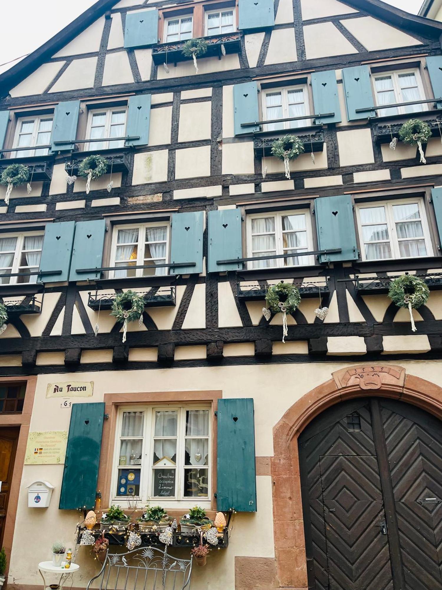Historisches Gaestehaus Au Faucon Von 1535 Wissembourg Eksteriør billede